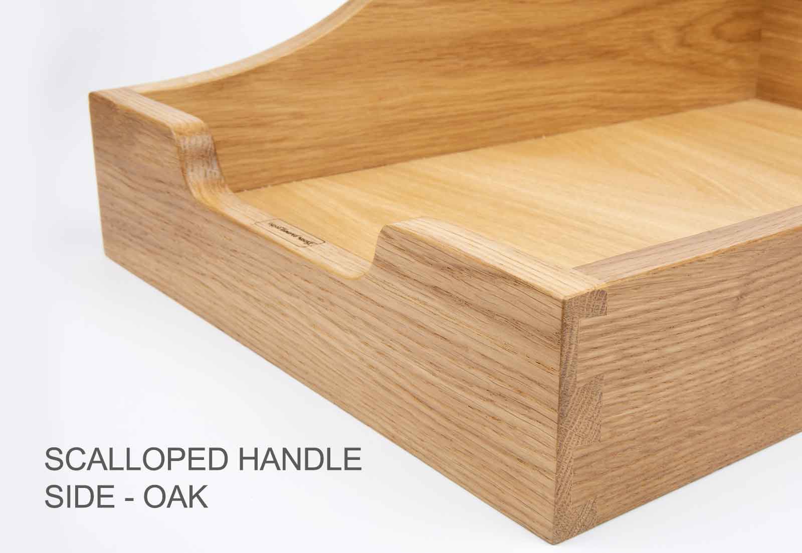 Scalloped Handle Oak